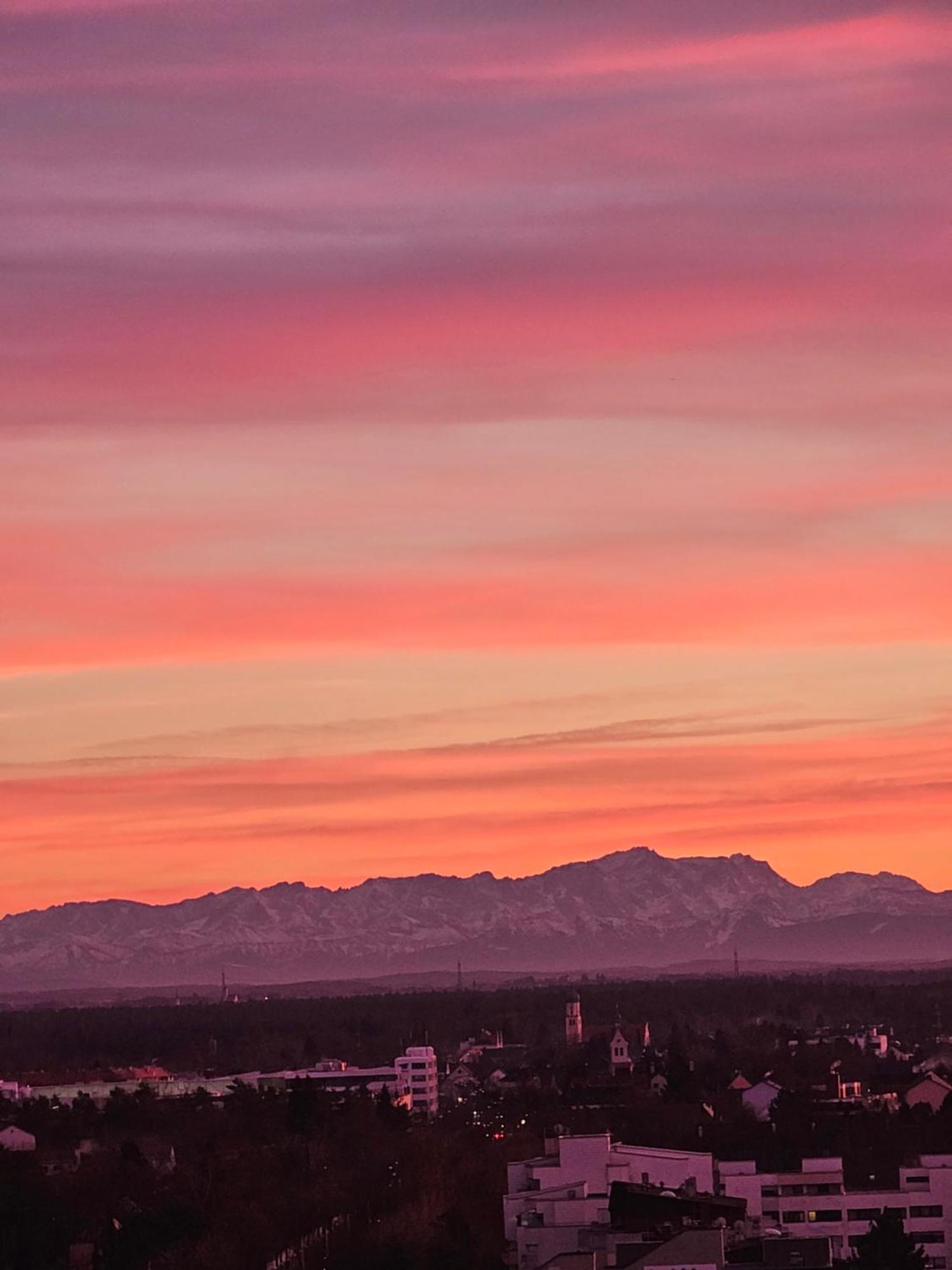 Stylische Sunset-Wohnung Augsburg Exterior foto