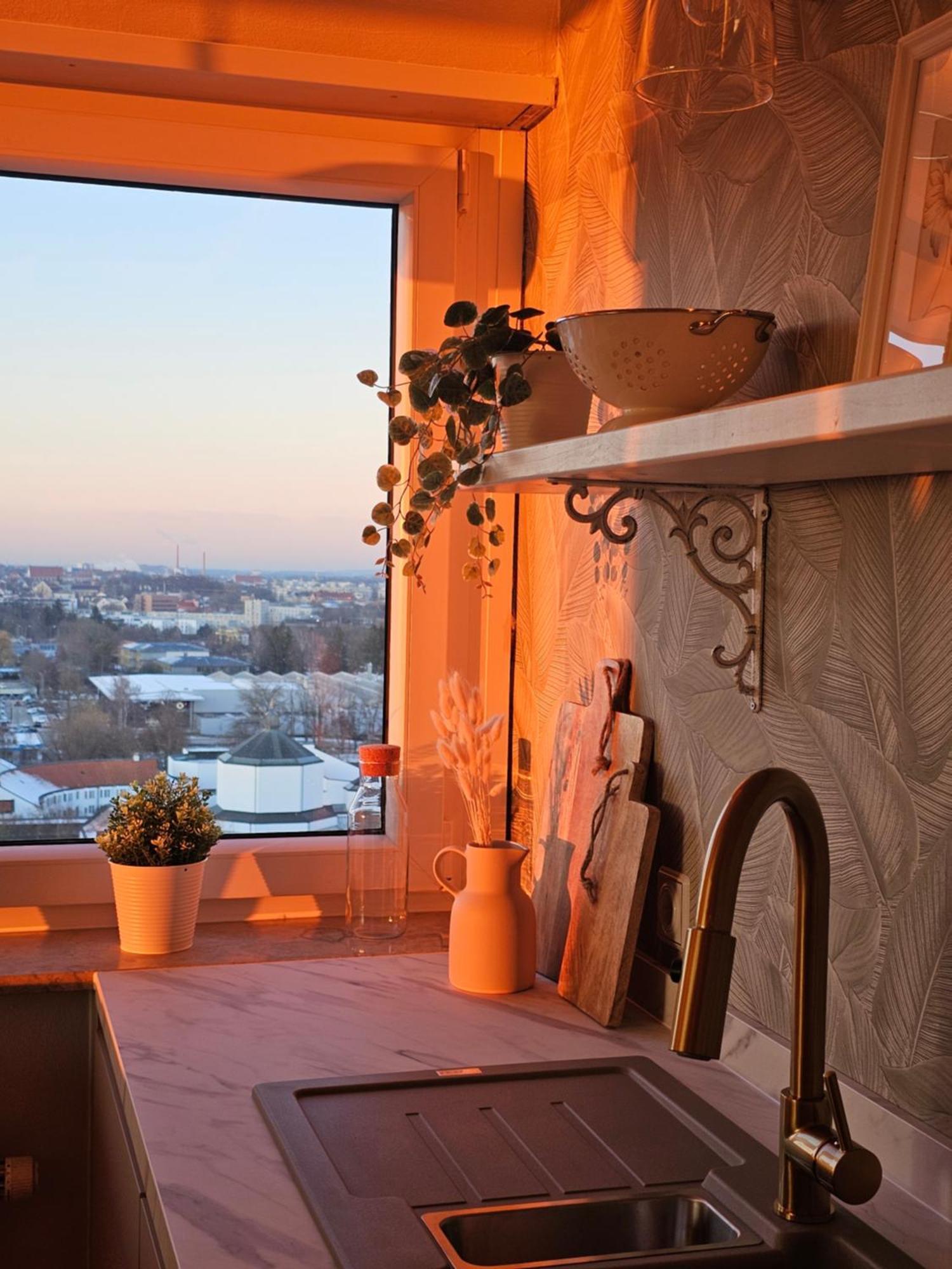 Stylische Sunset-Wohnung Augsburg Exterior foto