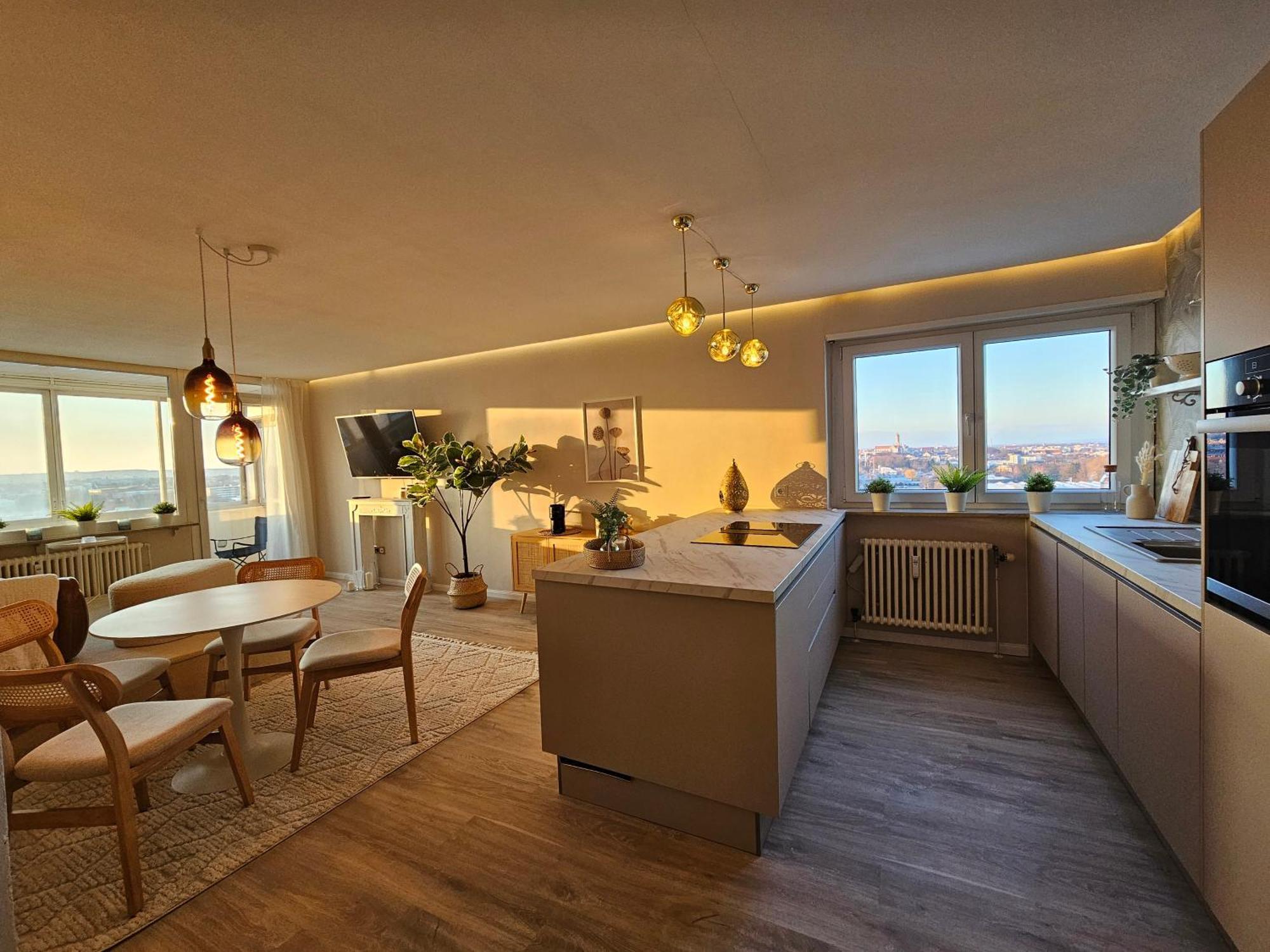Stylische Sunset-Wohnung Augsburg Exterior foto
